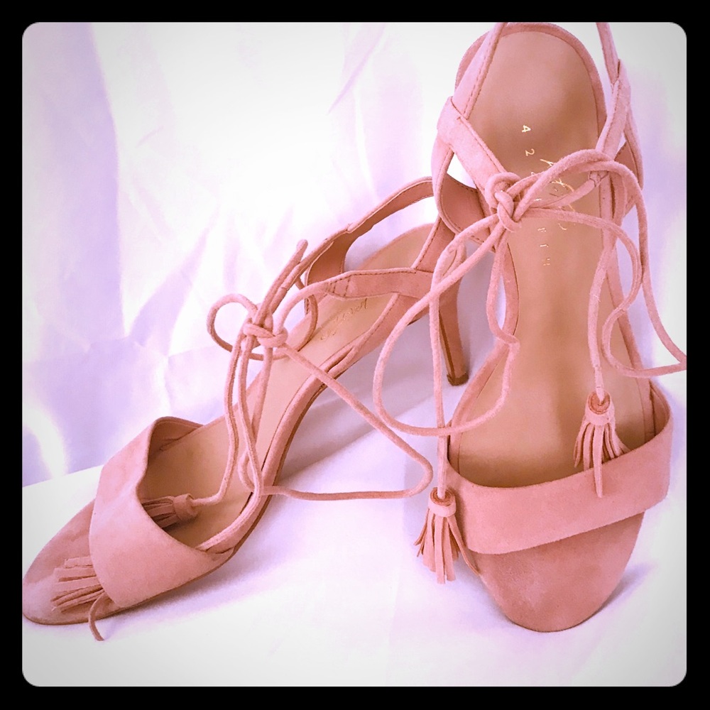 424 Fifth tan/ nude open toe ankle tie heels